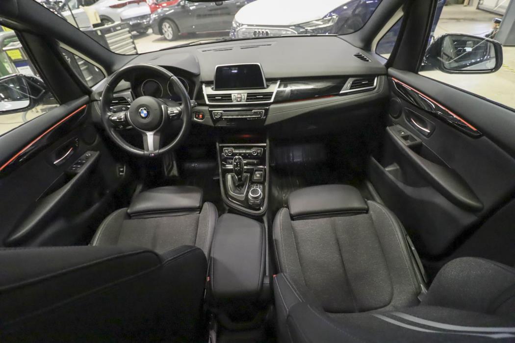 BMW 218 2022