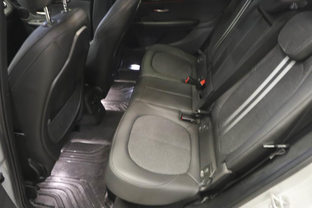 BMW 218 2022