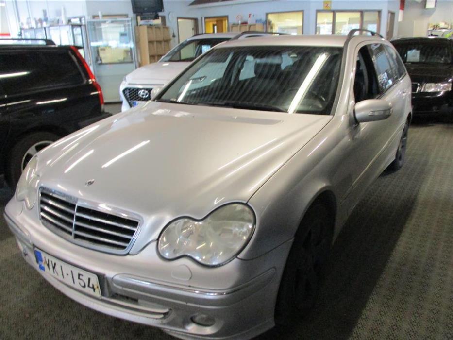 Mercedes-Benz C 2006