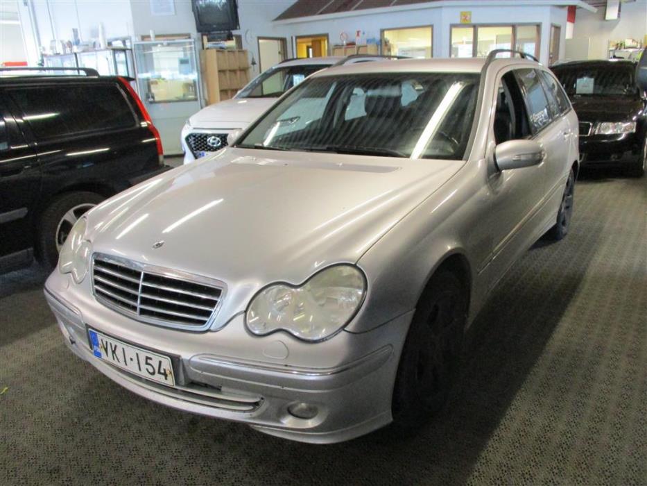 Mercedes-Benz C 2006