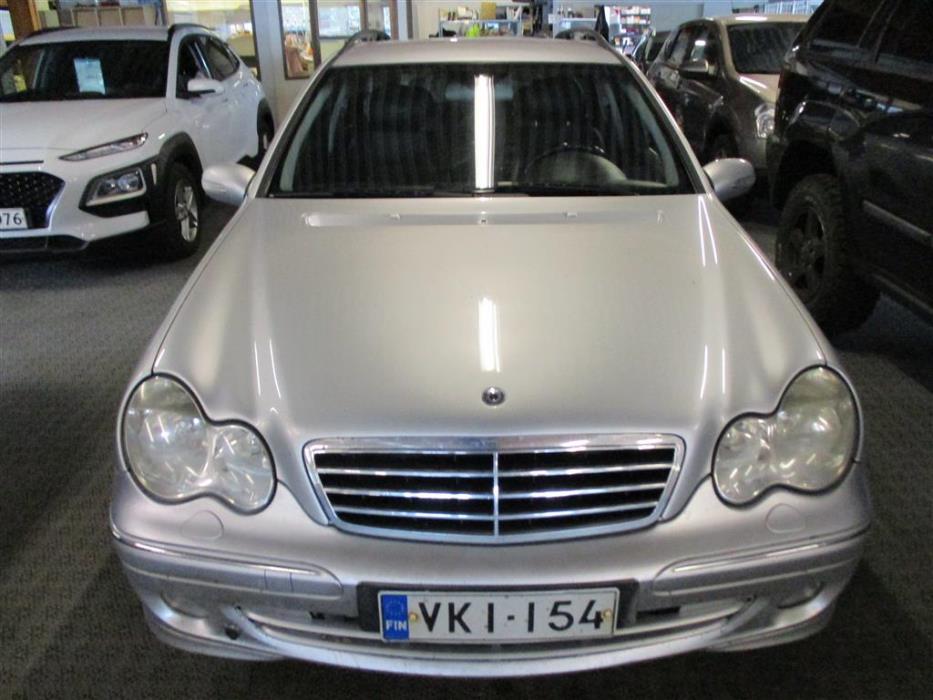 Mercedes-Benz C 2006