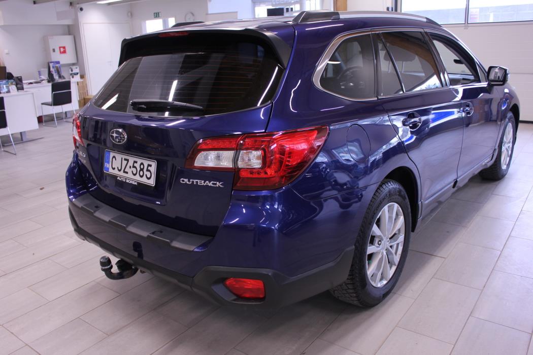 SUBARU Outback 2015