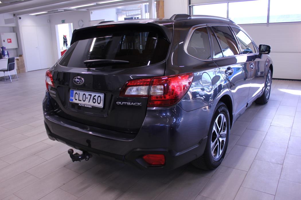 SUBARU Outback 2018
