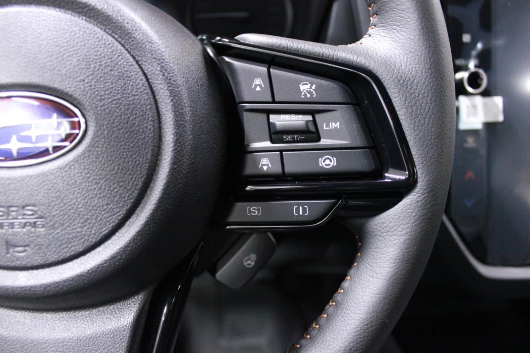 SUBARU Forester 2025