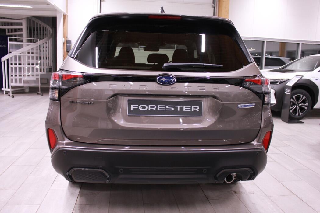 SUBARU Forester 2025