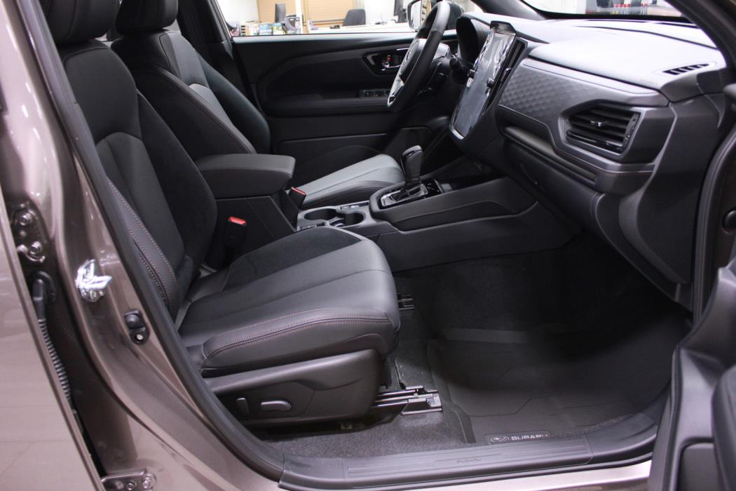 SUBARU Forester 2025