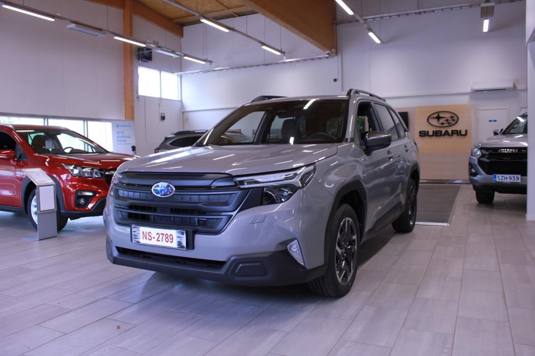 SUBARU FORESTER 2025