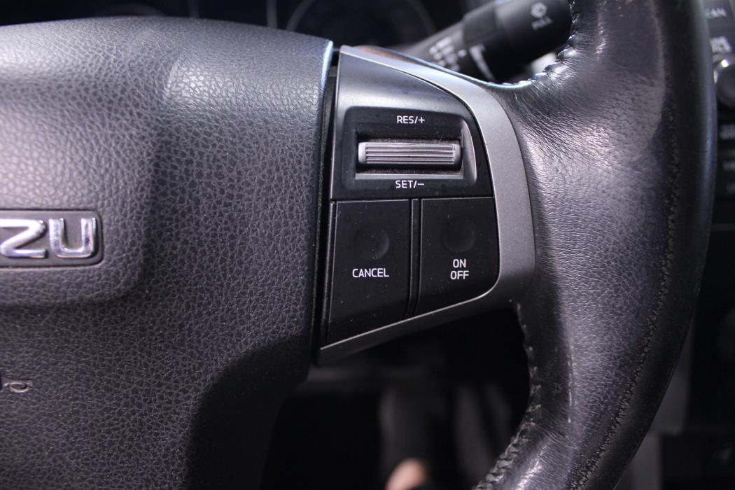 ISUZU D-Max 2012