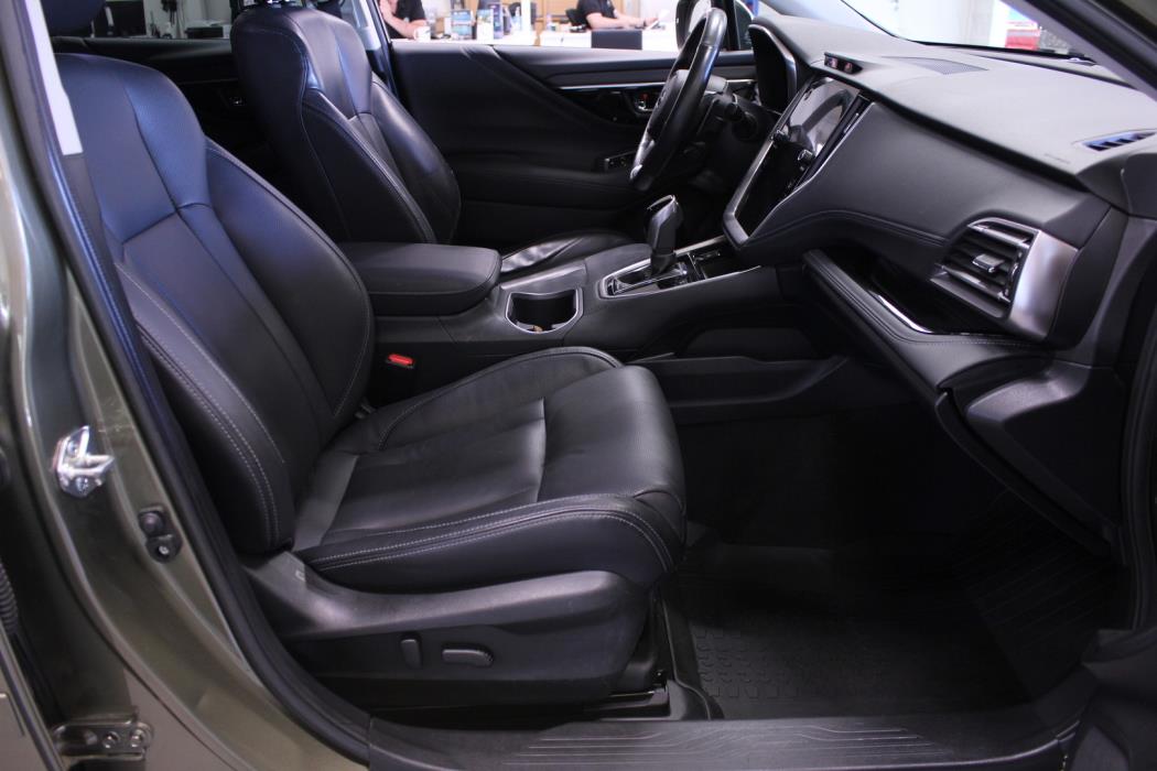 SUBARU Outback 2022