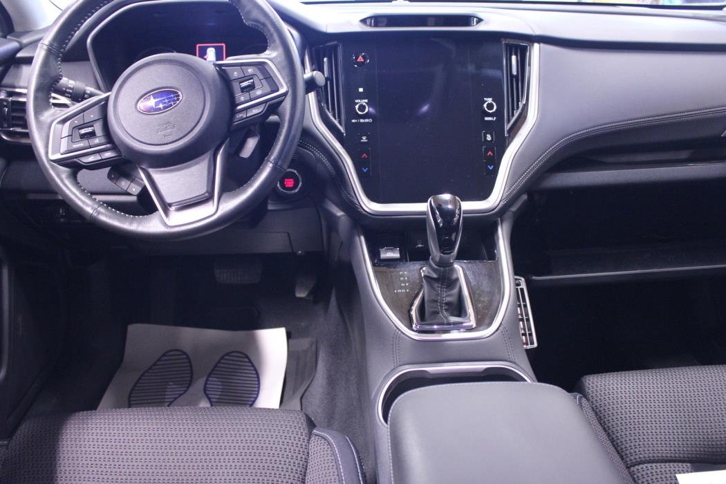SUBARU Outback 2022