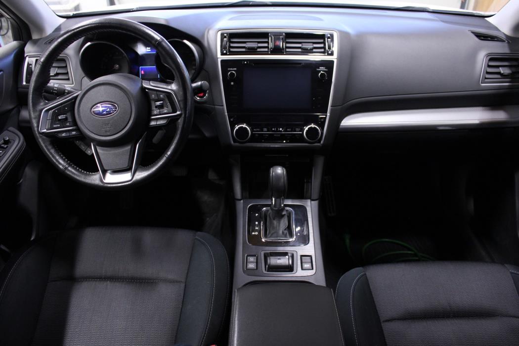 SUBARU Outback 2018