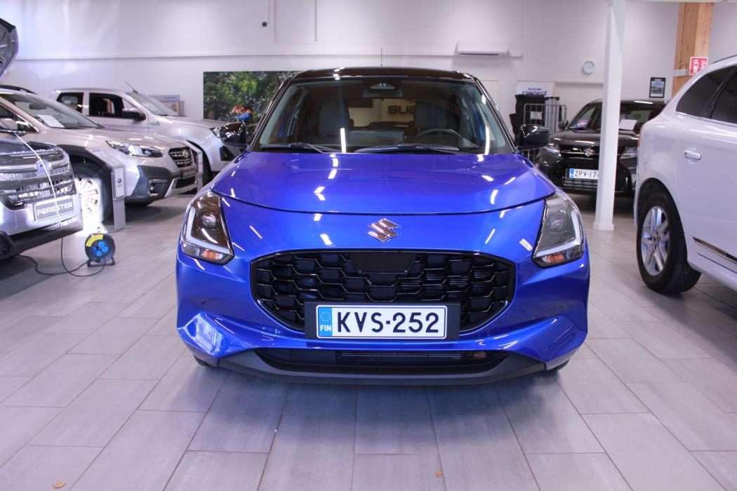 SUZUKI Swift 2024