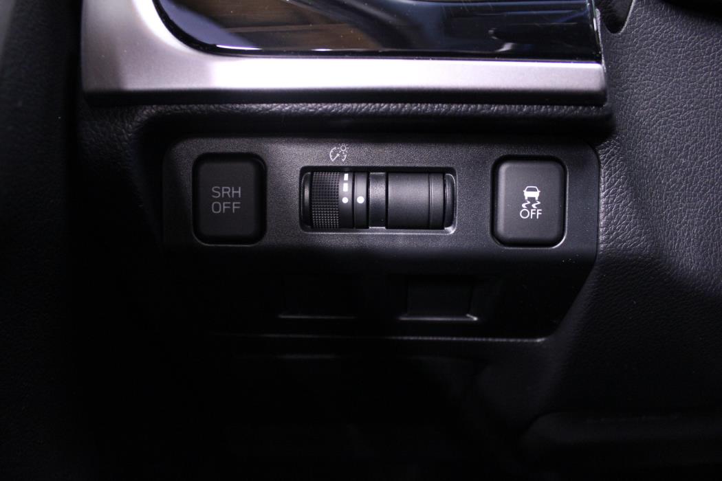 SUBARU Forester 2017