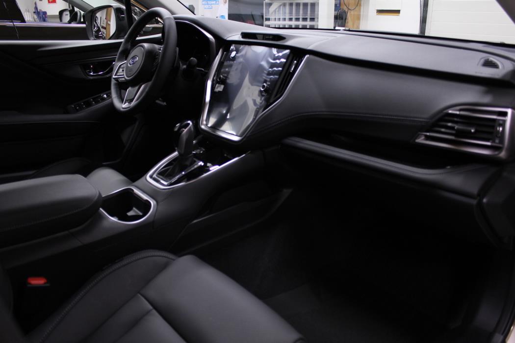 SUBARU Outback 2025