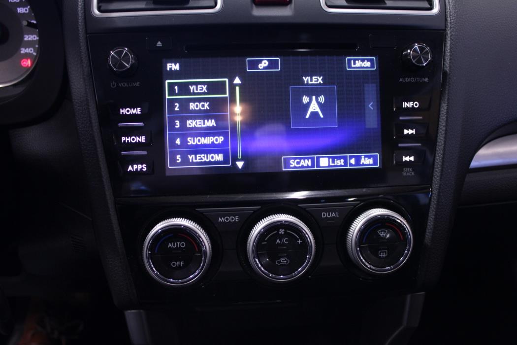 SUBARU Forester 2015