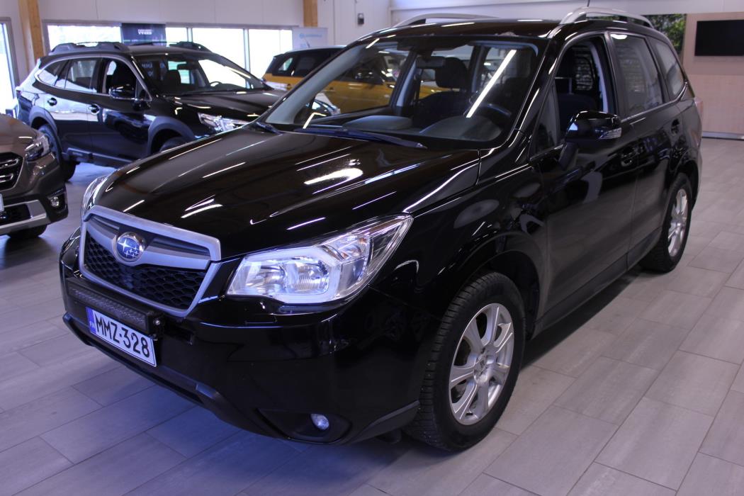 SUBARU Forester 2015