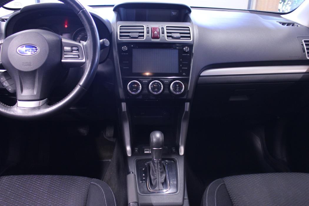 SUBARU Forester 2015