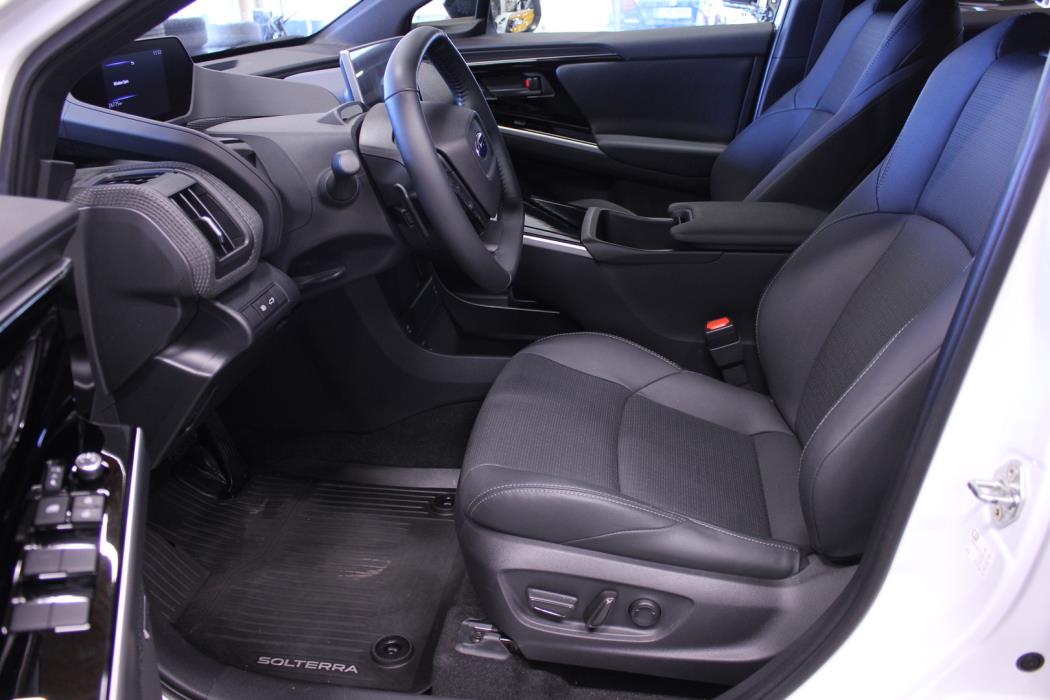 SUBARU Solterra 2025