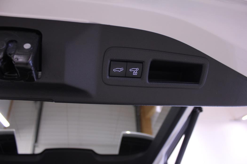 SUBARU Solterra 2025