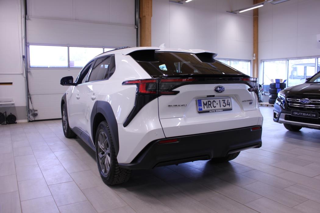 SUBARU Solterra 2025