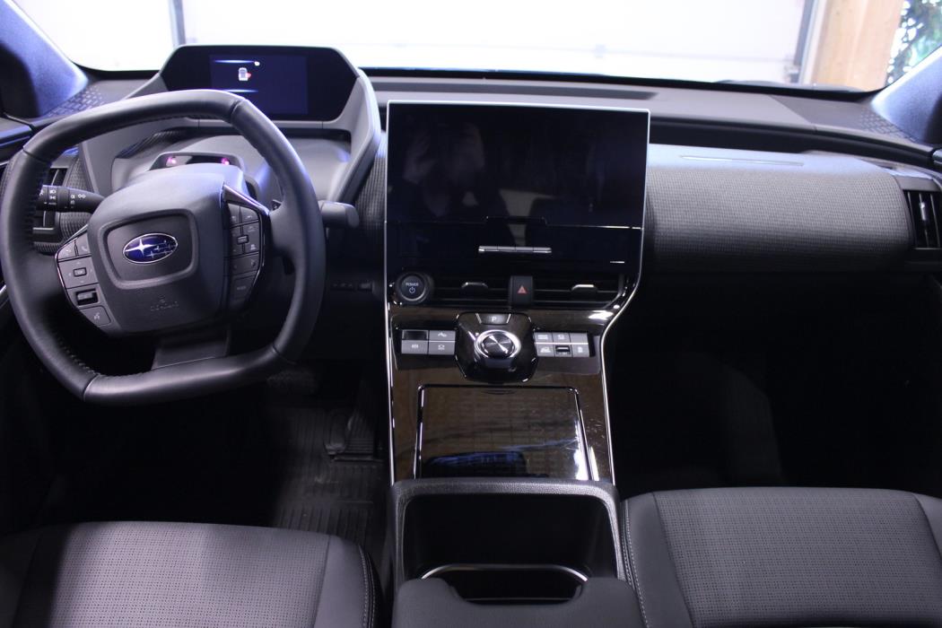 SUBARU Solterra 2025