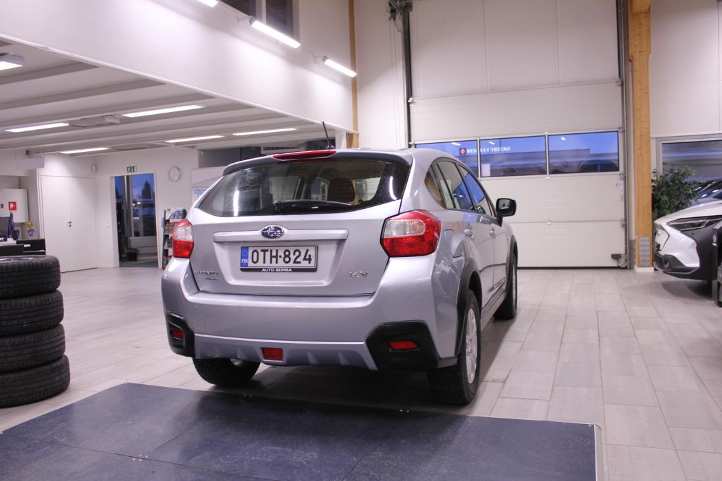SUBARU XV 2012