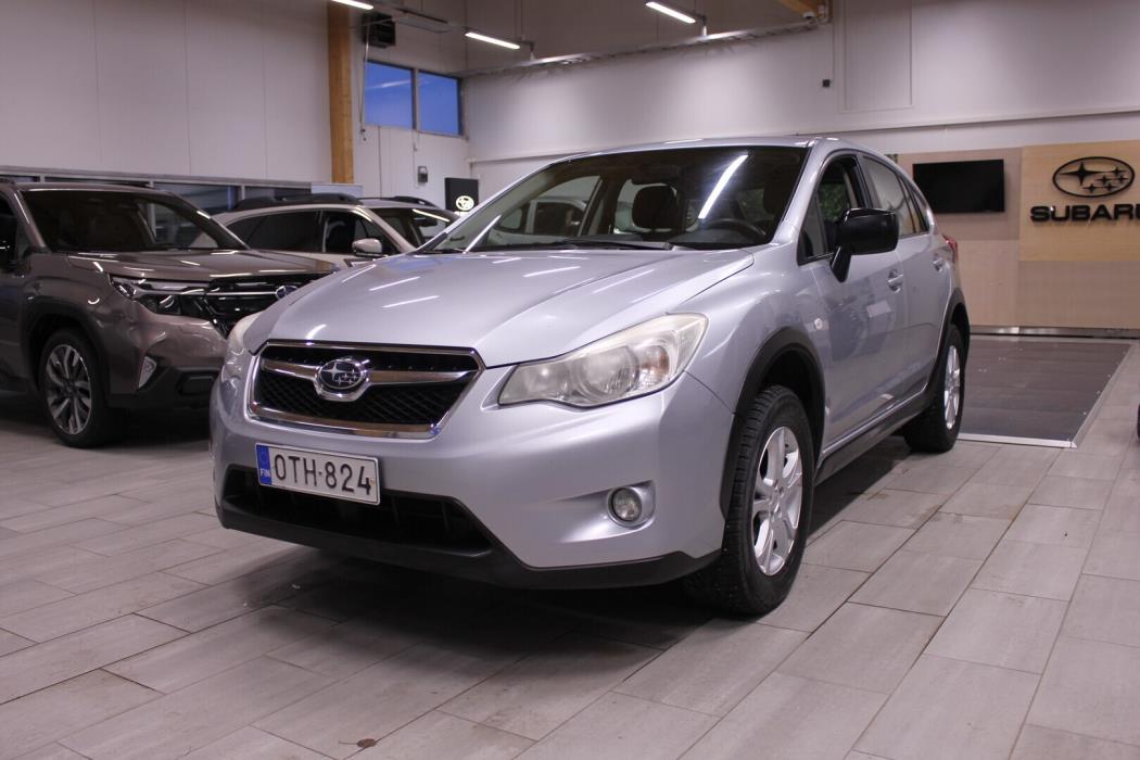 SUBARU XV 2012