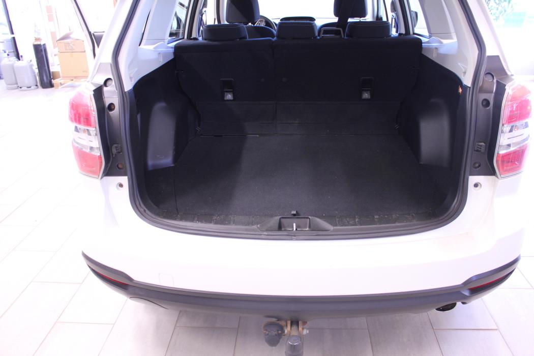 SUBARU Forester 2015