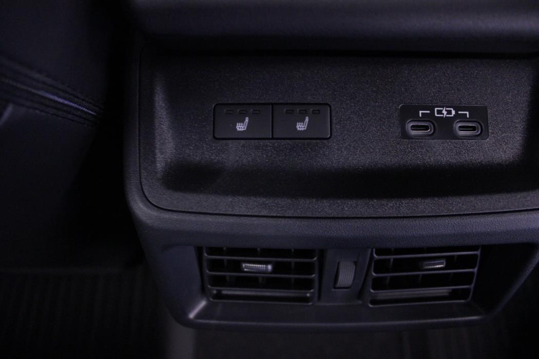 SUBARU Solterra 2026