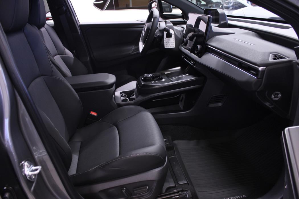 SUBARU Solterra 2026