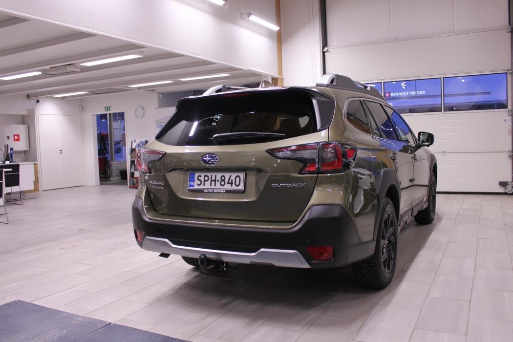 SUBARU Outback 2023