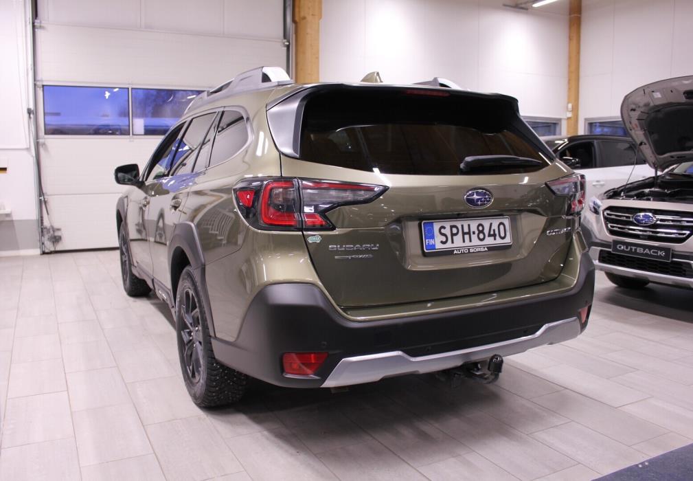 SUBARU Outback 2023