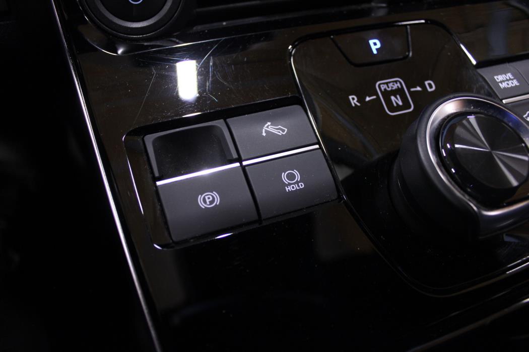 SUBARU Solterra 2023