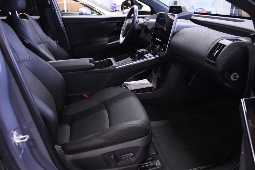 SUBARU Solterra 2023