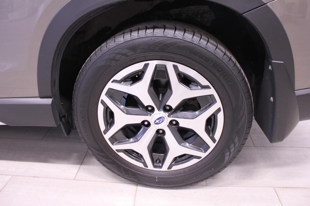 SUBARU Forester 2020