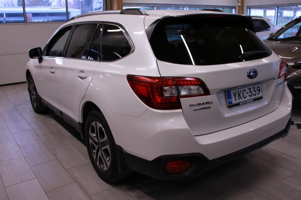 SUBARU Outback 2018