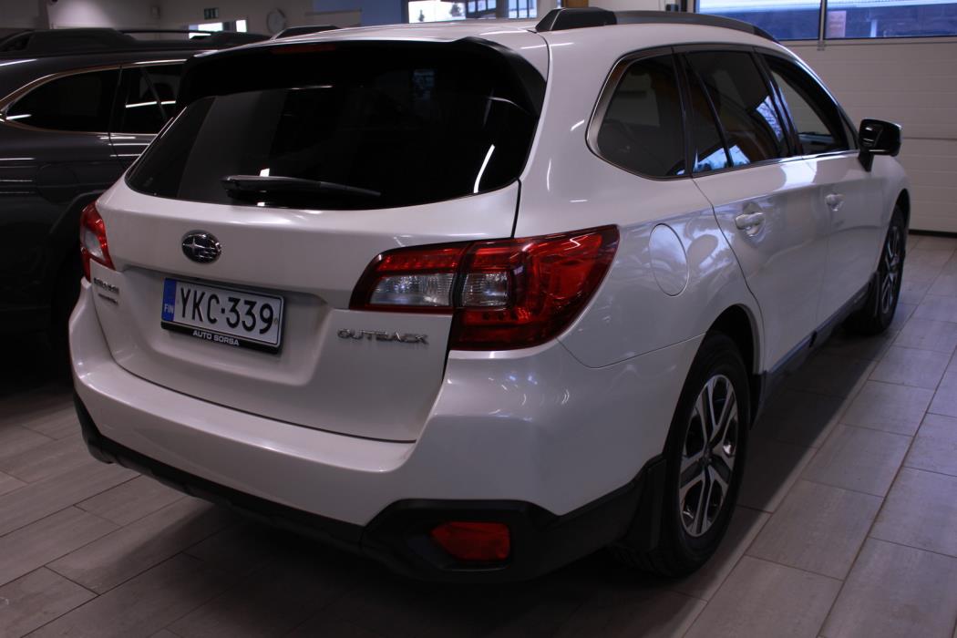 SUBARU Outback 2018