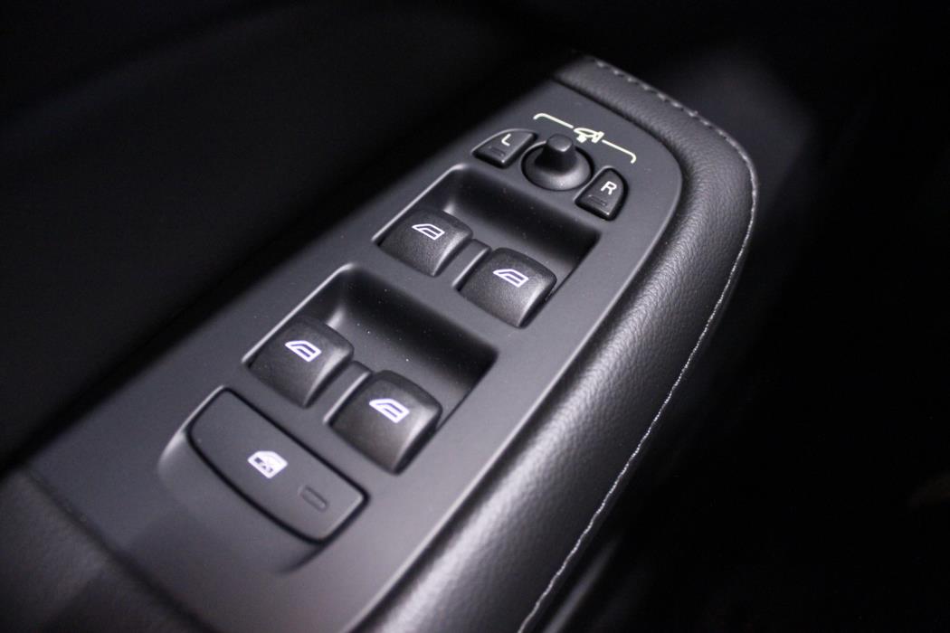VOLVO V60 2022
