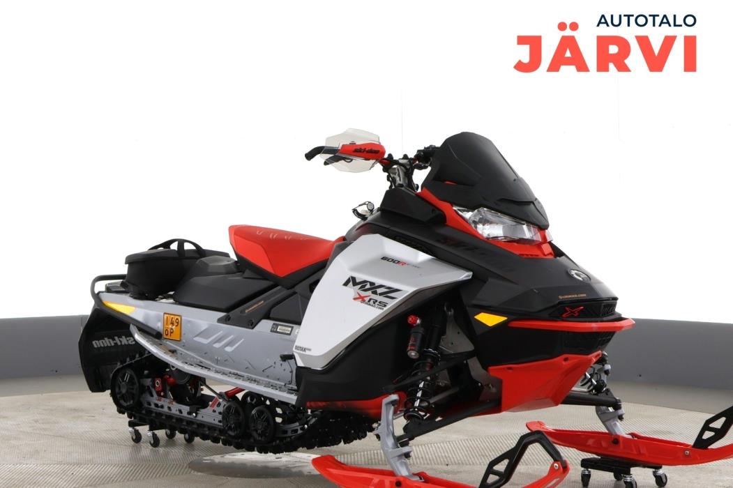 SKI-DOO MX Z 2022