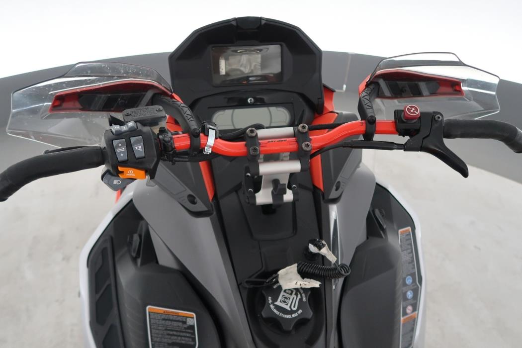 SKI-DOO MX Z 2022