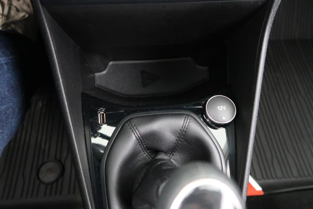 FORD Fiesta Van 2019