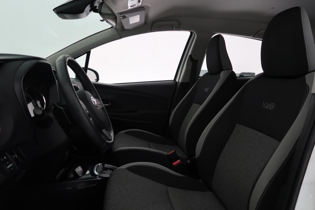 TOYOTA Yaris 2020