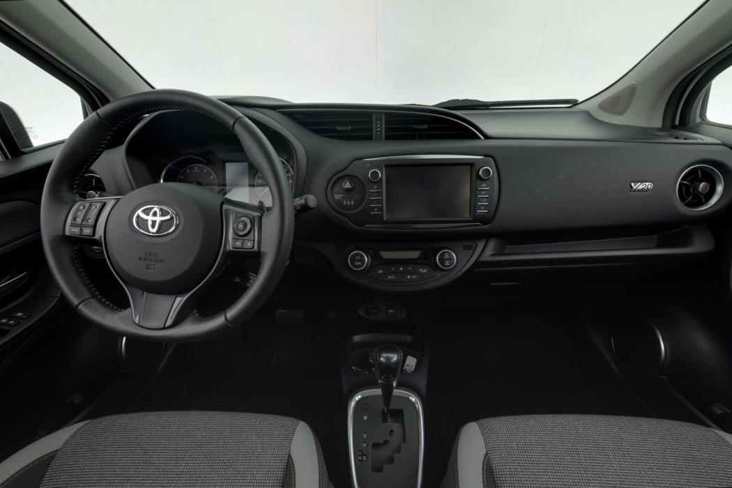 TOYOTA Yaris 2020