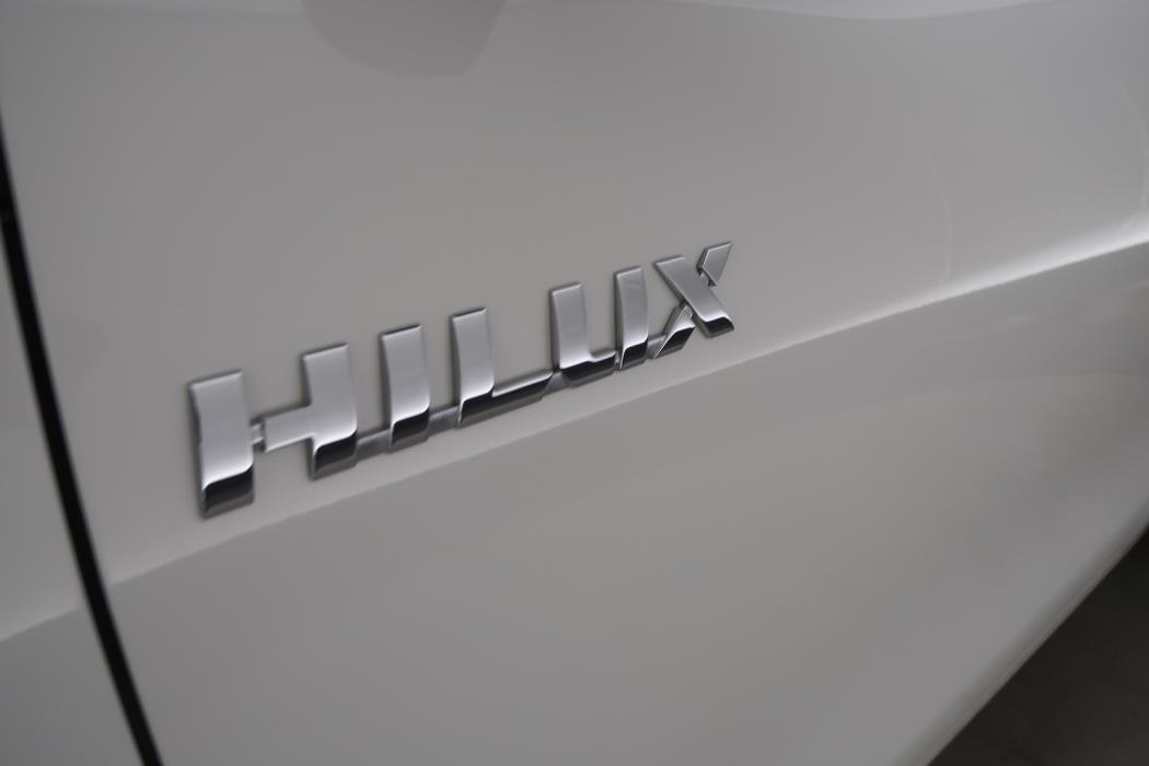 TOYOTA Hilux 2020