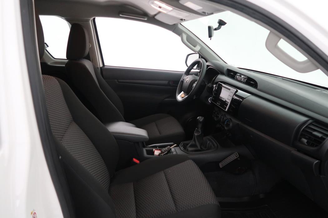 TOYOTA Hilux 2020