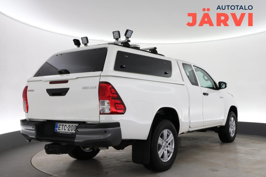 TOYOTA Hilux 2020