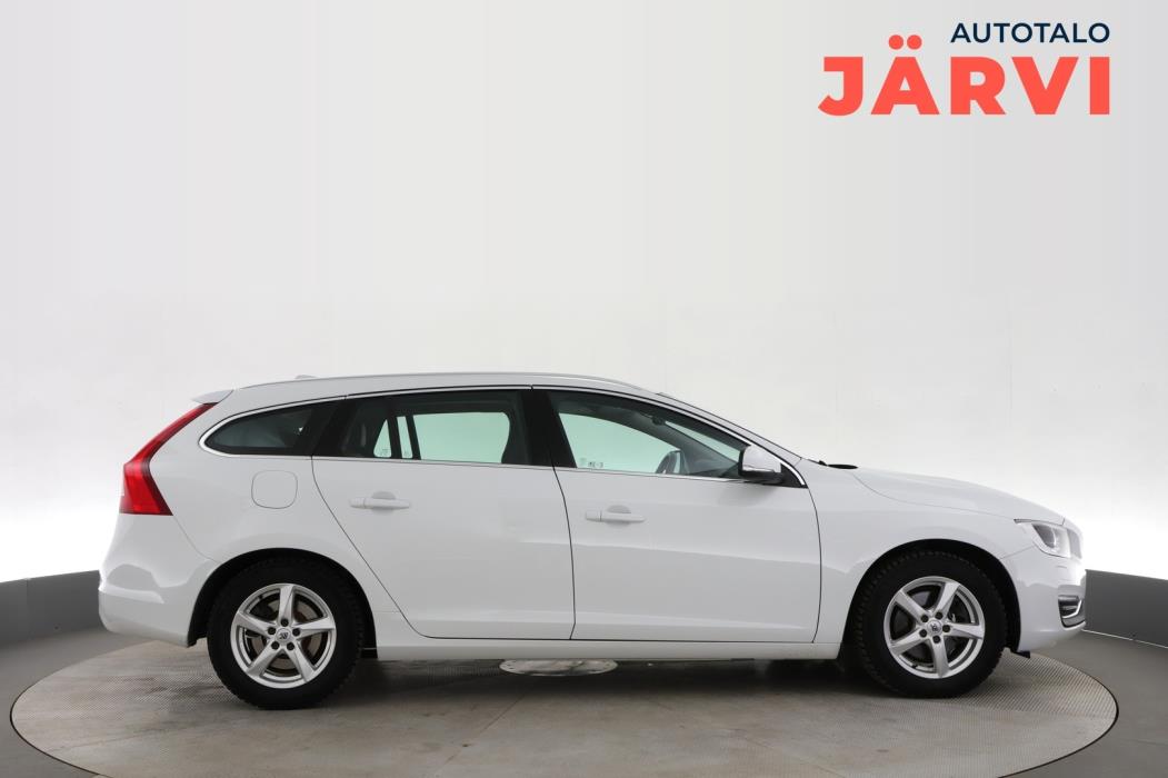 VOLVO V60 2018