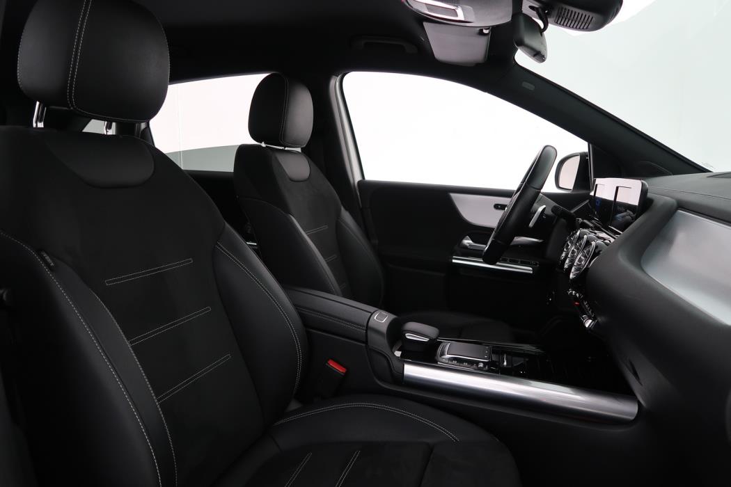 MERCEDES-BENZ B 2020