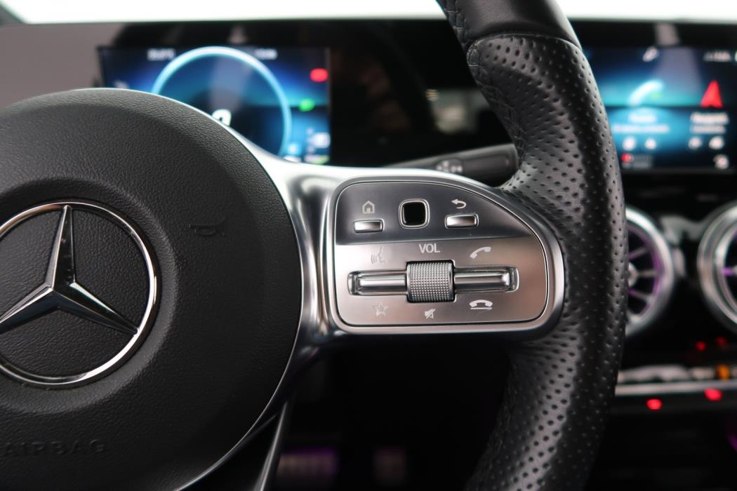 MERCEDES-BENZ B 2020