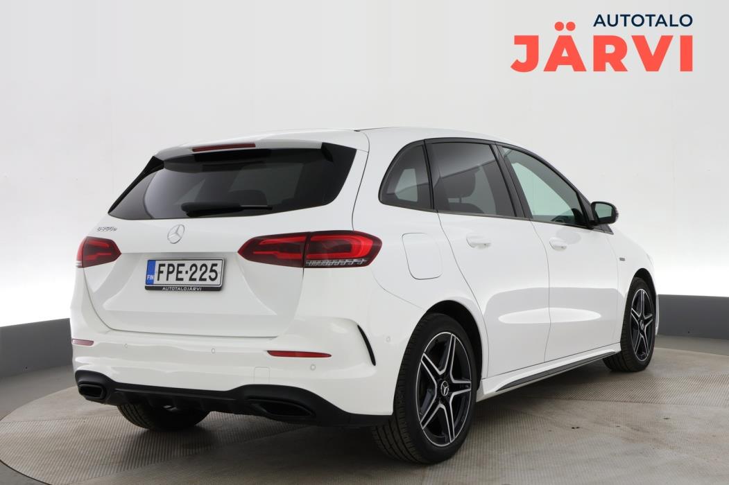 MERCEDES-BENZ B 2020